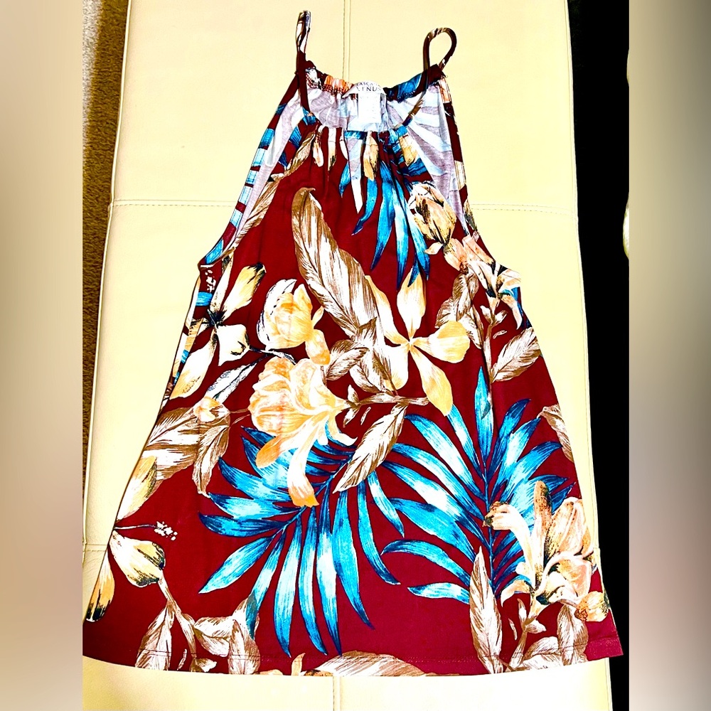 Women’s, floral print,flowing, summer tank. NEVER WORN